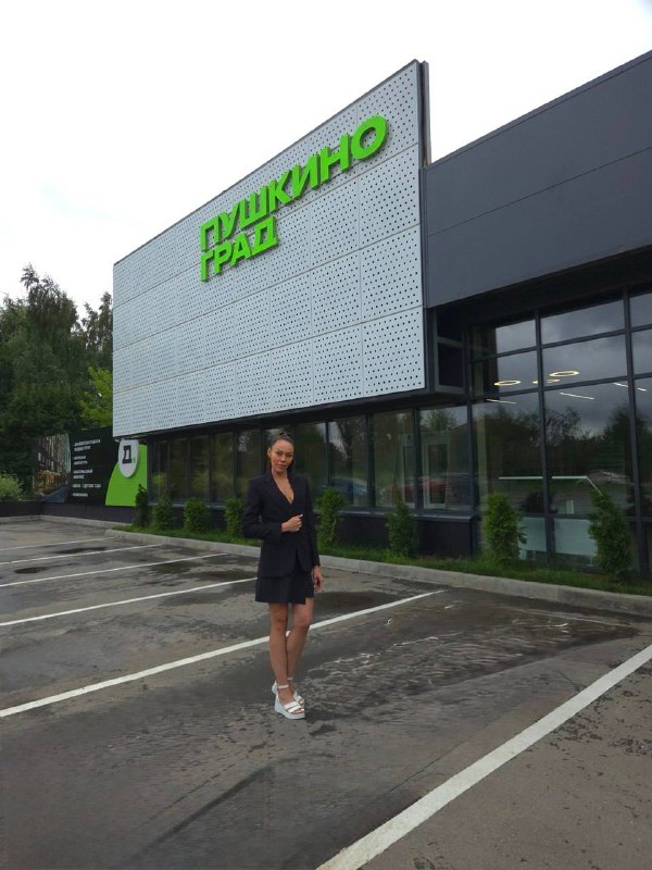 Анна Дадонова